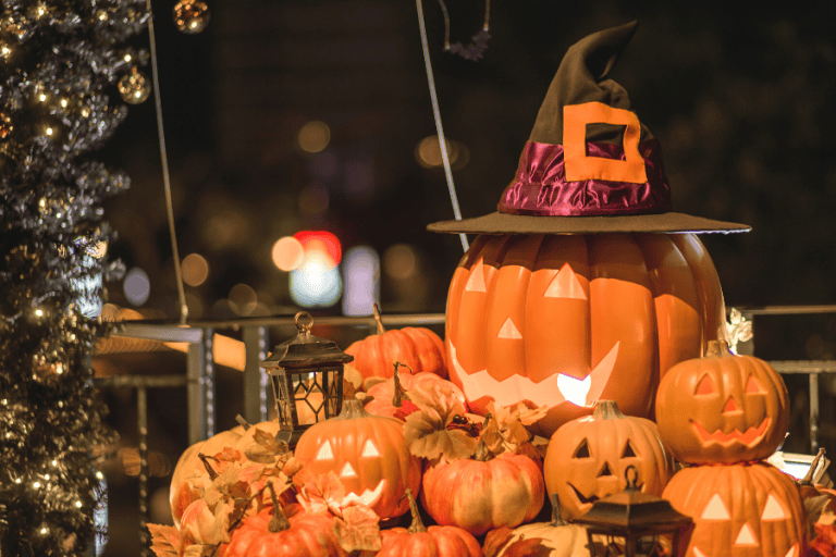 halloween date ideas